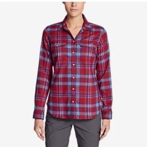 Women’s medium Eddie Bauer pink plaid button up